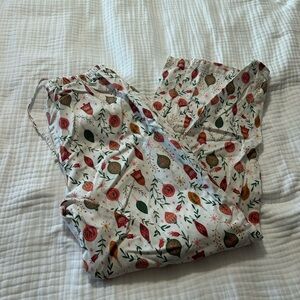 Garnet Hill Women's Festive Print Pajama Pants - Red and Green